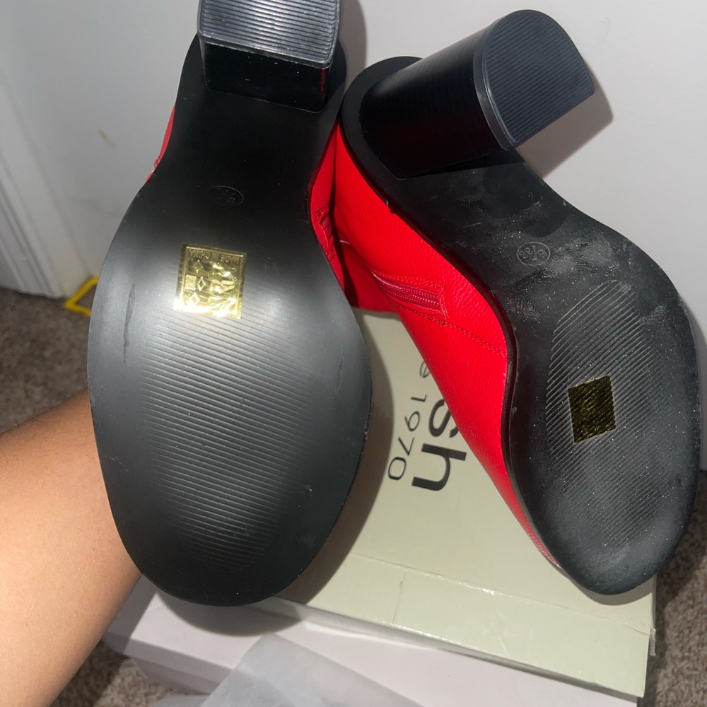 Red Booties - Picture 3 of 4